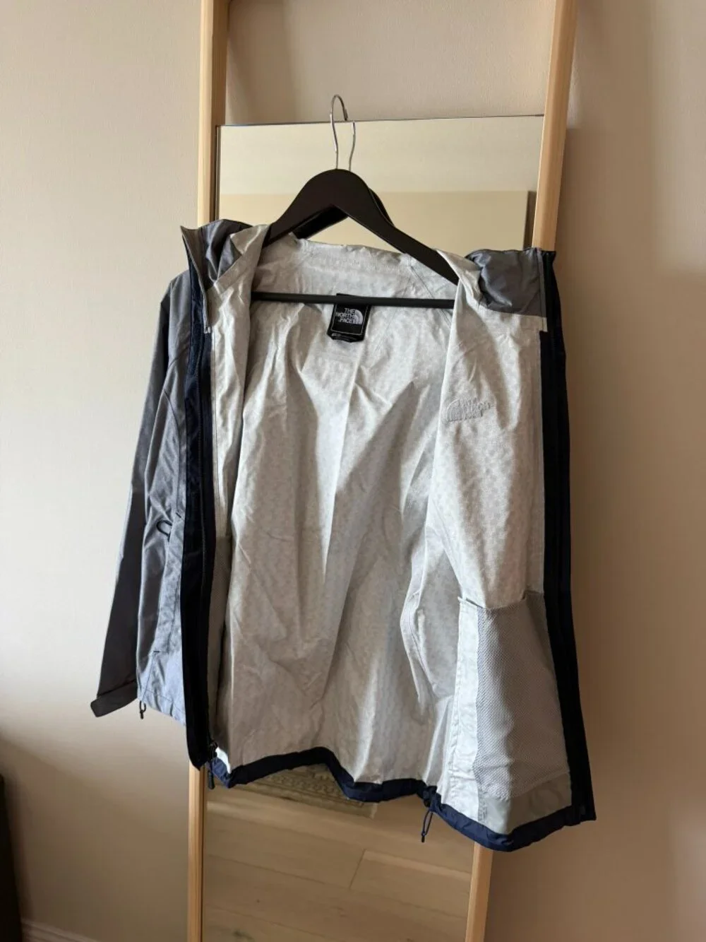 Women's North Face Rain Jacket (Size L) - Picture 3 of 3